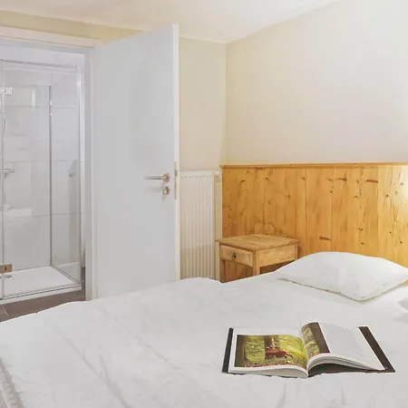 Le Noir Flohay 30 Pers - Malmedy, Vue, Wellness 펜션 *